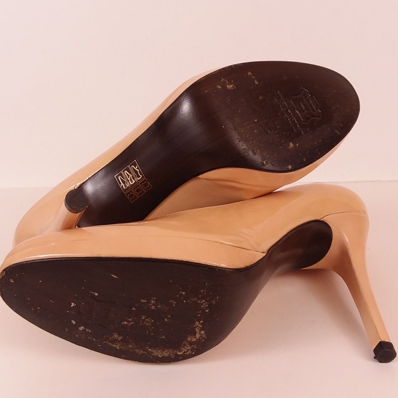 Stuart Weitzman Platswoon patent pump sz 9 - Picture 5 of 8